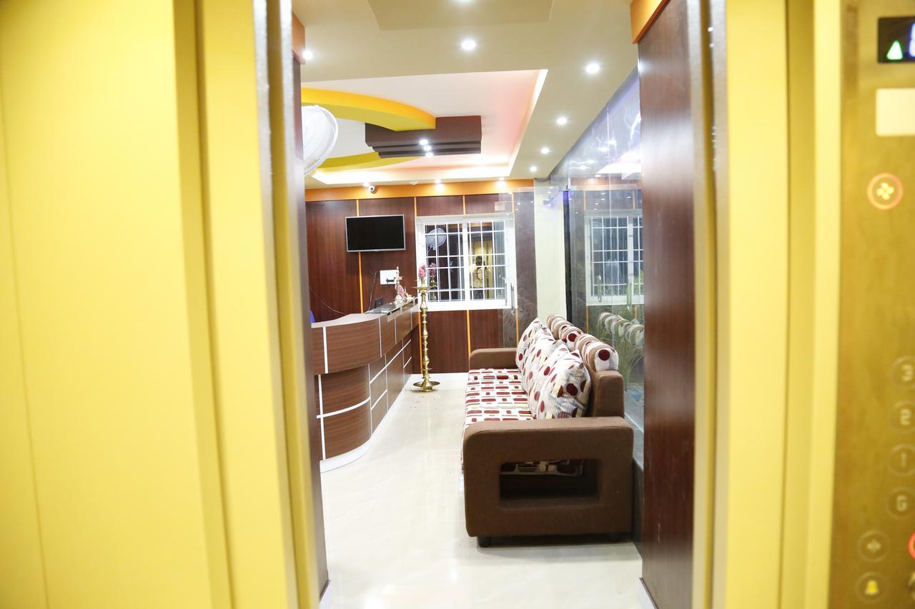 Hotel New Amirtham Inn Palni Exterior photo